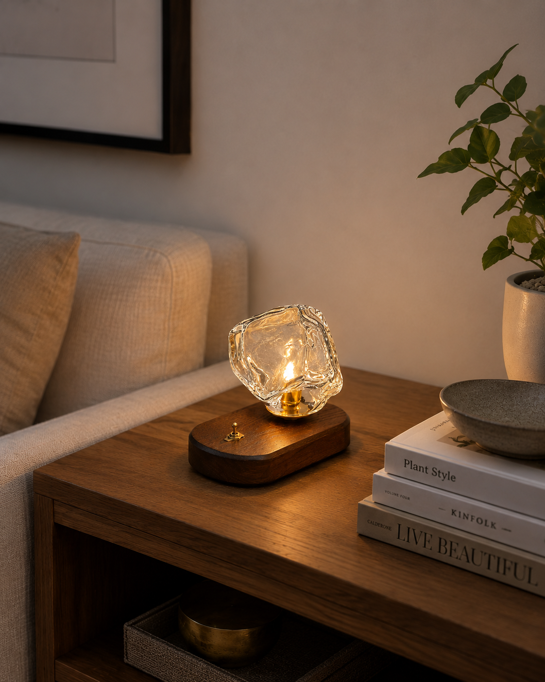 Ice Cube | Chic Retro Small Table Lamp for Bedroom and Desk Use