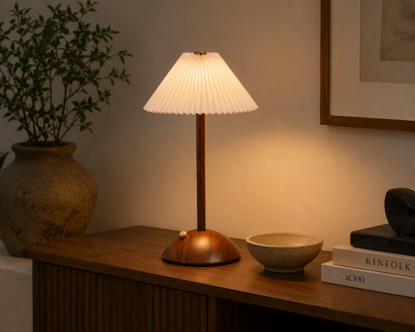Stylish Minimalist Cordless Touch Table Lamp for Cozy Ambiance