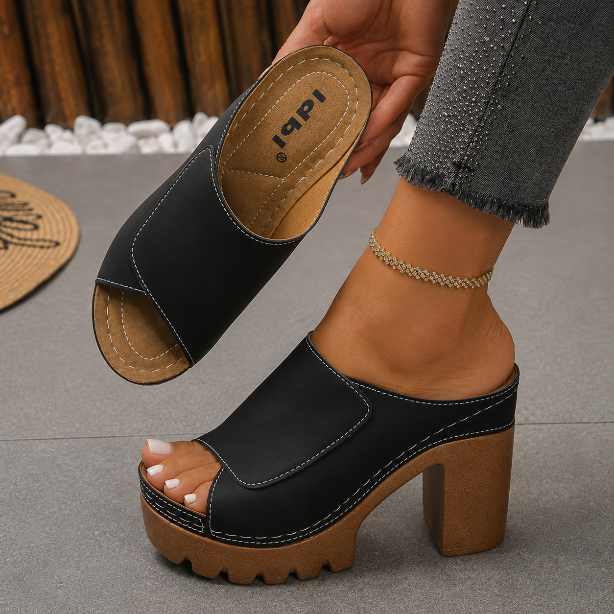 Arianna | Chunky Heeled Comfort Sandals