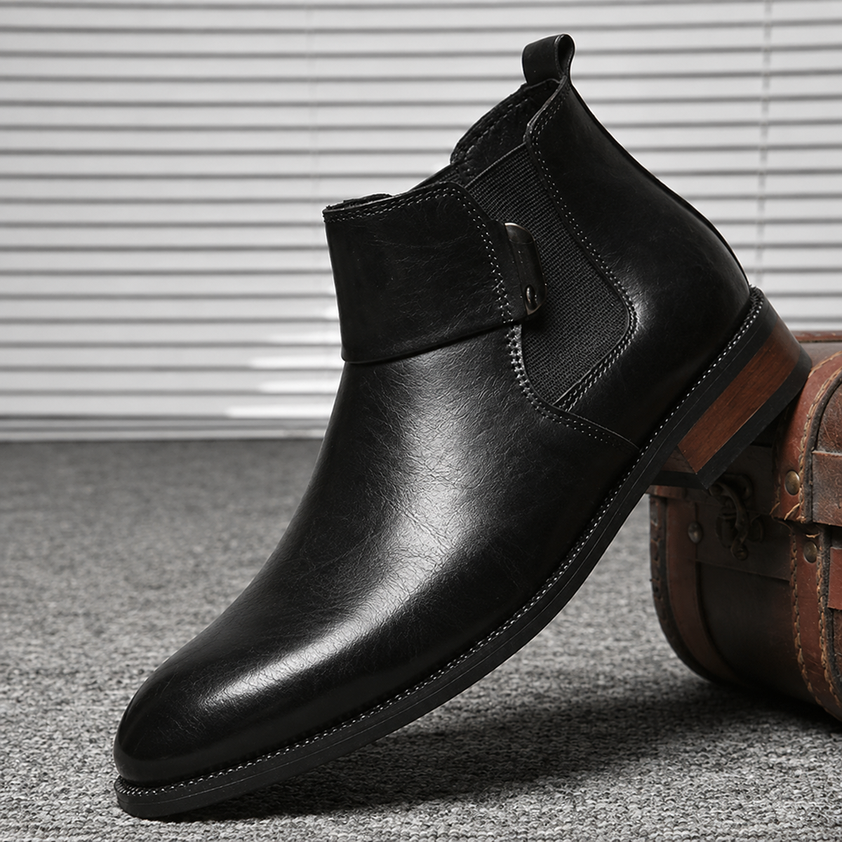 Victor | Covert Height-Boosting Chelsea Boots