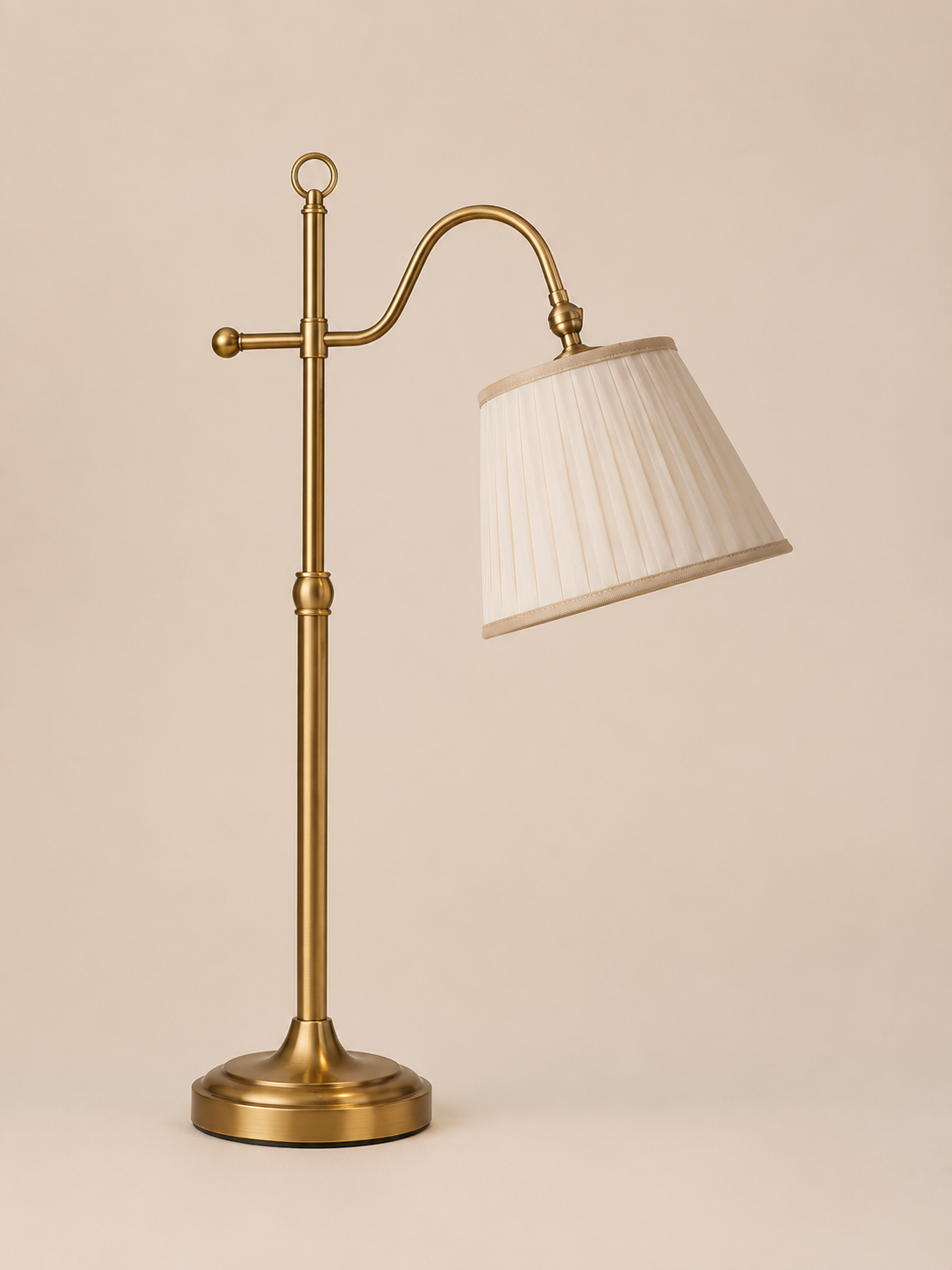 Elegant Retro Metal Fabric Bedside Table Lamp