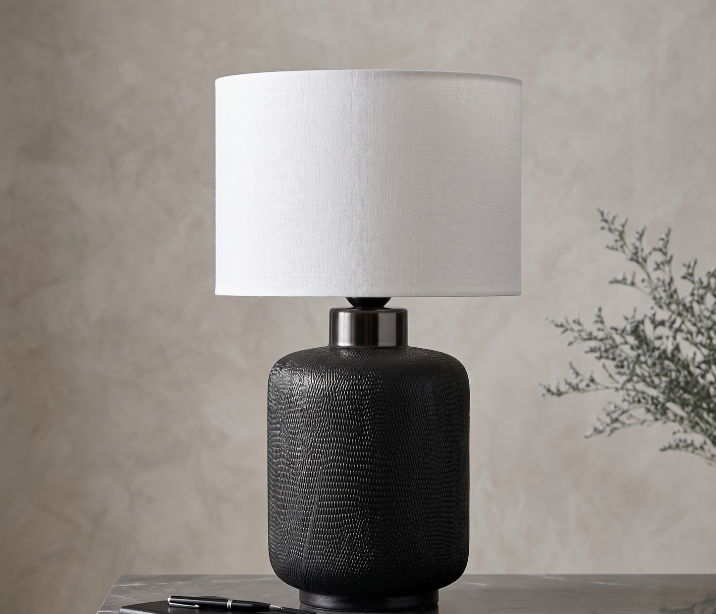 Ink | Elegant Modern Ceramic Table Lamp for Living Room Lighting