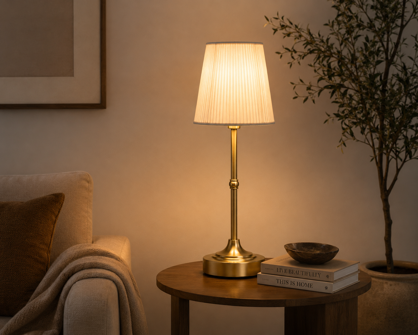 Vintage Elegant Fabric Bedside Charging Table Lamp