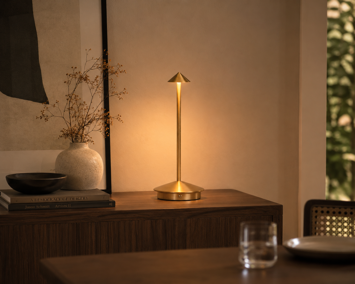 UFO Glow | Stylish Portable Cordless Table Lamp for Living Room Decor