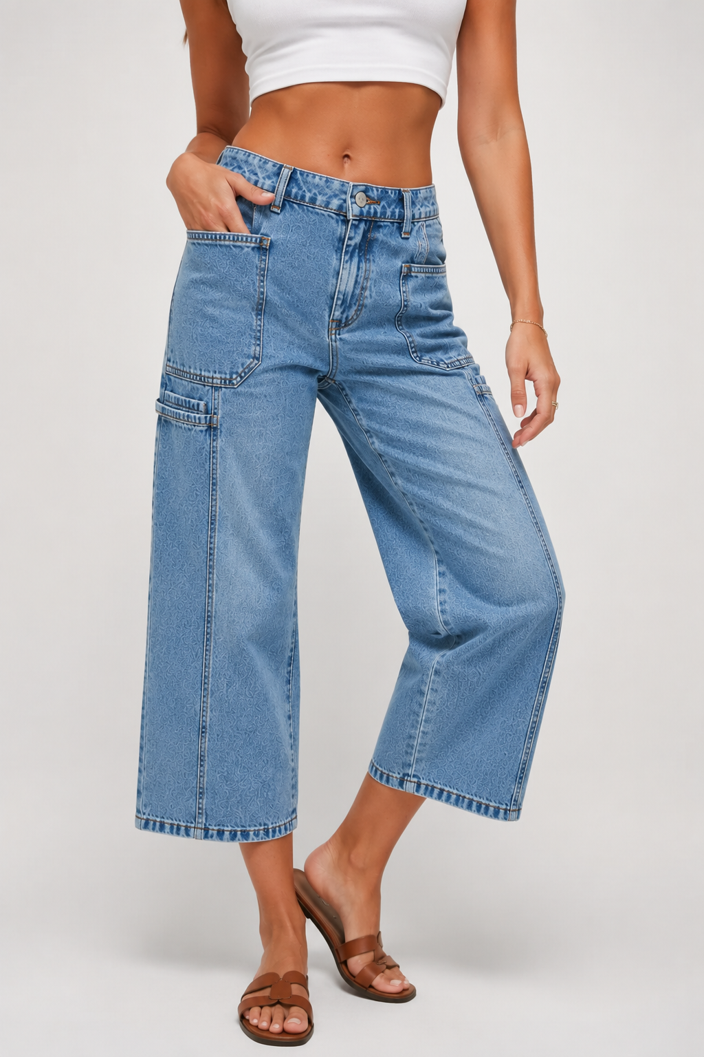 CARGO CROP JEANS