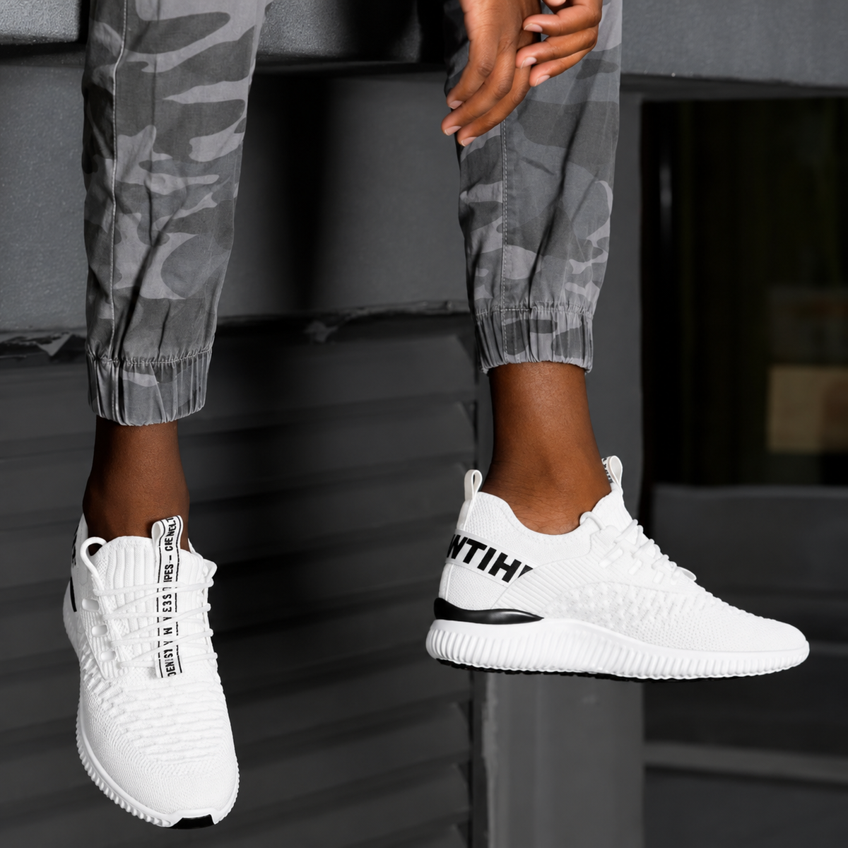 Derek | Covert Adjustable Height-Boosting Sneakers