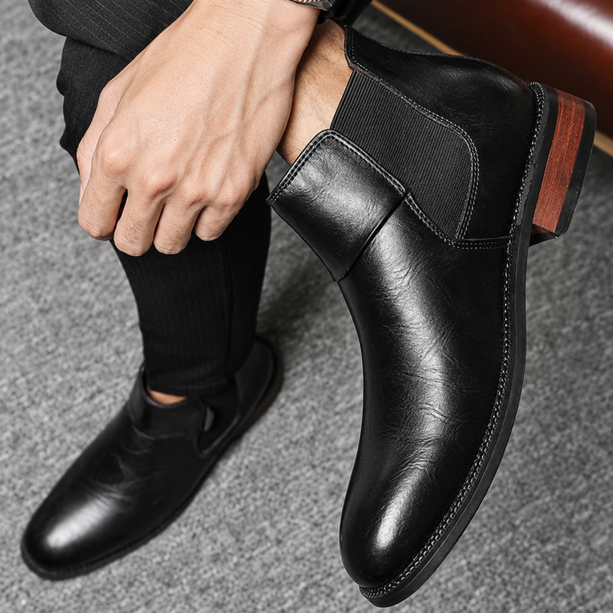 Victor | Covert Height-Boosting Chelsea Boots
